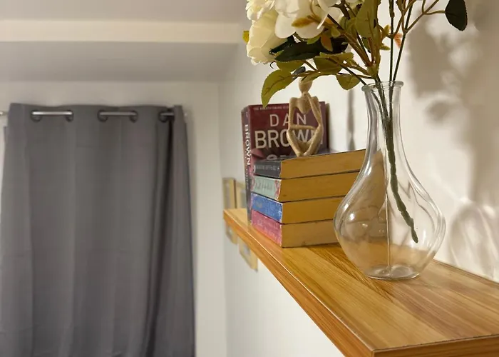 Apartment Bnj Urban Deca W Netflix, Max, Yt Premium, Free Parking Manila